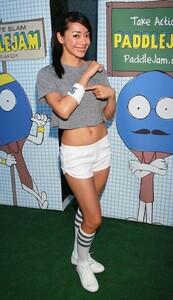 28-09-2010MCFan_for_celeblounge_07.jpg