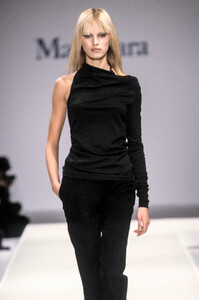 328475980_MaxMaraFall20017.thumb.jpg.ce96173091ca08952c0d6dfd5c7dd93a.jpg