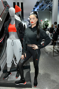 Adriana+Lima+Adriana+Lima+Launches+First+Collection+gGLLceuYRXux.jpg