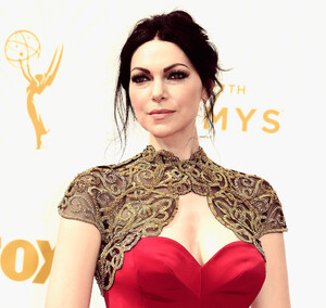 Laura+Prepon+67th+Annual+Primetime+Emmy+Awards+6sDRVFIPr_8x.jpg