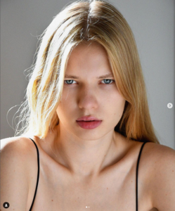 82657232_Screenshot2022-02-22at07-39-45Paula(rudevicapaula)Instagram-Fotosund-Videos.thumb.png.42f7e29fb856e4fa064a91314138a8fe.png