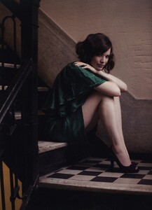 8277_su_1307038120_annawolfstairs.jpeg