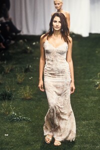 891626440_EmanuelUngaro1999WomenRTW50.thumb.jpg.391fac9f7b692643dd4b88692a37342f.jpg