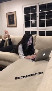 Aimee-Garcia-Feet-4462927.jpg