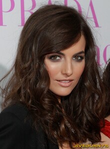 Camilla_Belle_ace9800004.jpg