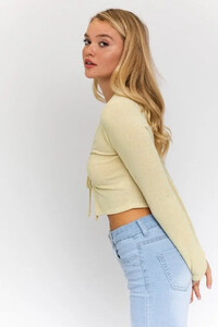 Can-t-Feel-Crop-Top---Yellow-Le-Lis-1642795754_2048x2048.thumb.jpg.5406a76b56a81dc2f647baca47418986.jpg