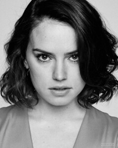 Daisy_Ridley_photo.filmcelebritiesactresses.blogspot-0111.jpg