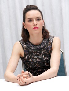 Daisy_Ridley_photo.filmcelebritiesactresses.blogspot-0190.jpg