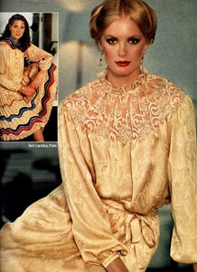 EleganceParis1979-009.thumb.jpg.5c9f1cf6648a133b7d64e7a3f9916038.jpg