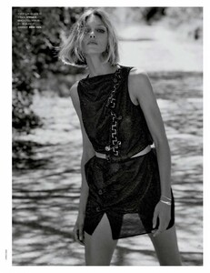 Elle_France_-_24_02_2022-page-039.jpg