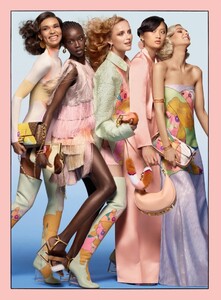 Fendi-Spring-Summer-2022-Campaign06.jpg