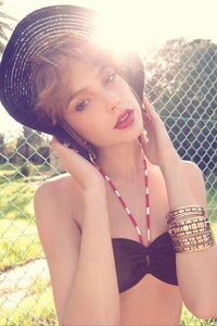 GGmiscphotoshoot006.jpg