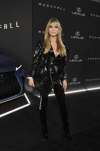 Heidi_Klum_Moonfall_Premiere_Partnership_Lexus_jsC27LWShjqx.jpg