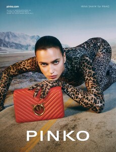 Irina-Shayk-Pinko-Spring-2022-Campaign07.jpg
