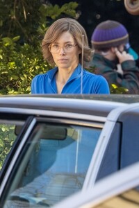 Jessica_Biel_as_Candy_Montgomery_for_Her_TV_Mini-series_Candy_in_Decatur_02-15-2022__7_.jpg