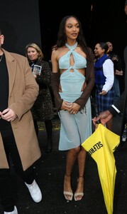 Jourdan_Dunn_-_The_London_Fashion_Week_Show_02-21-2022__2_.jpg