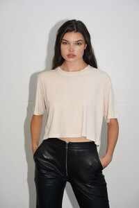 LNA-Yara-Tee-Shell_1024x.jpg
