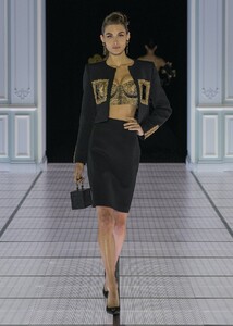 MOSCHINO_A.W_22_36_.thumb.jpg.1b90a93304624c9accbfcbc46f3e69dc.jpg