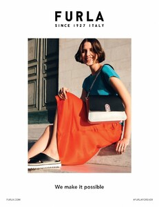 Sara_Furla_01.thumb.jpg.8c0431c971218c54a8a788852b402db6.jpg
