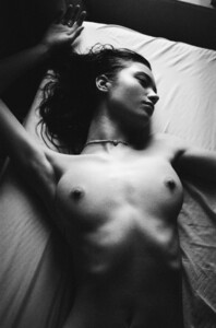 Victoria-Kosenkova-by-Bryan-Liston-3.thumb.jpg.8ecc4ca1888fc739e914a1f67218a84a.jpg