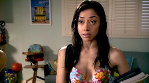 aimee_garcia_-_dexter_-_s06e01_3.jpg
