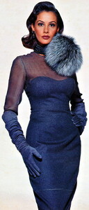 bb_ID_1992_07_DIOR_HC_FW92_HOLA_010.thumb.jpg.4b30e1c51aa25f0d2e2c5f2ef7812049.jpg