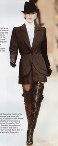 bb_ID_1994_07_YSL_HC_FW94_BOOK_MODA_010.thumb.jpg.9f38ee670e113efd8ddc39f0e9a603f4.jpg