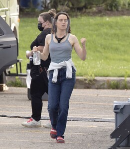 daisy-ridley-the-marsh-king-s-daughter-set-in-toronto-07-30-2021-4.jpg