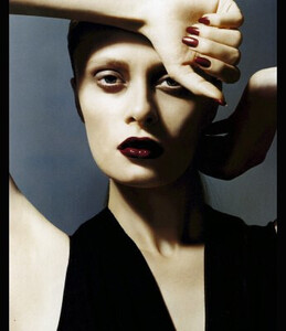 daria-ptitsyna-217404-squaremedium.thumb.jpg.edc0e25237da1ec72b30e7be0b2c99fb.jpg