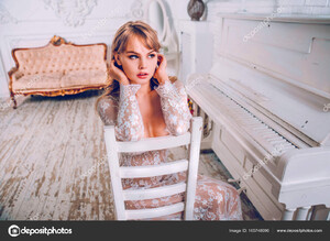 depositphotos_165748696-stock-photo-beautiful-woman-posing-in-her.thumb.jpg.355e4439255fe9fe45b3a3932cac2a4f.jpg