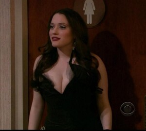 kat_dennings_broke_girls_martha4.jpg