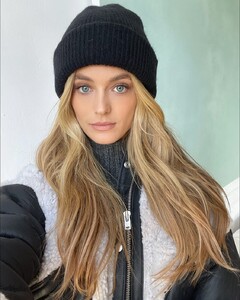 katebock_274020232_910091259652834_17995345470796319_n.jpg