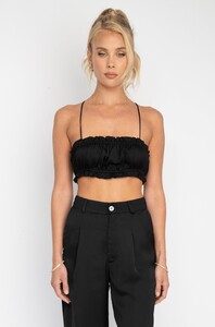 lucy-top-448748_2080x.jpg