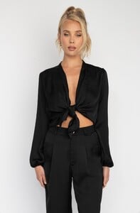 luna-blouse-994969_2224x.jpg