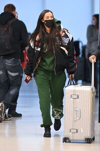 maya-jama-departs-jfk-airport-in-new-york-02-15-2022-6.jpg