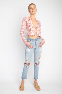 meg-blouse-578261_2400x.jpg