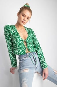 meg-blouse-717807_2400x.jpg
