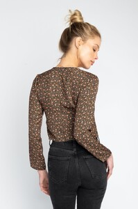 meg-blouse-849619_2400x.jpg