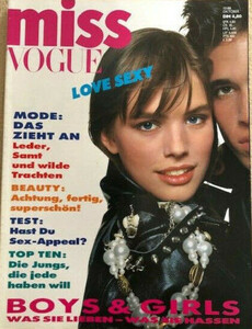 missVogueDe1088coverStaciHart.thumb.JPG.ebbb1e033bb27ade842a32ee9262c078.JPG