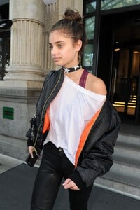 taylor_hill_seen_in_milan163.jpg