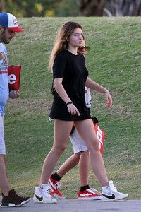 thylane-blondeau-in-a-black-t-shirt-and-jean-shorts-in-miami-6.jpg