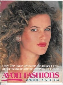 vintage-avon-fashions-spring-sale.thumb.jpg.c31481e71d139dcd0d8ccc661b4a63af.jpg