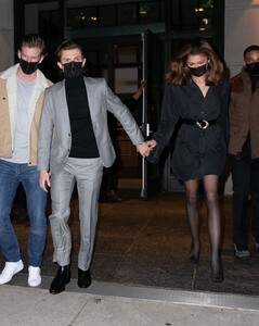 zendaya-and-tom-holland-crosby-street-hotel-in-nyc-02-16-2022-0.jpg