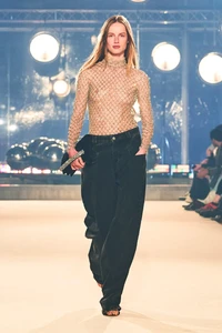 00050-isabel-marant-fall-2022-ready-to-wear-paris-credit-gorunway.webp