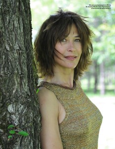 Sophie Marceau @ Paris Match 17 March 2022 09.jpg