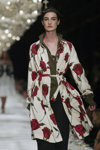 1101555183_DriesVanNoten2005WomenRTW94.thumb.jpg.340a0a85c20836bb8e95adebf64d286a.jpg