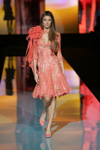 1169844105_ElieSaab2005HauteCouture59.thumb.jpg.63bc0610762f770d4d1cc40fc6547451.jpg