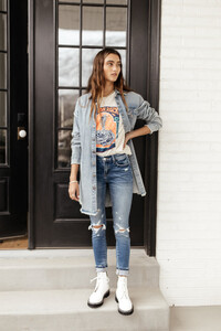 1.6Housept2_262of428_900x lexi bhardwaj.jpg