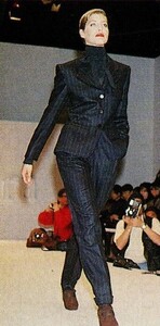 1264018492_MarieClaireJapan1994OctoberSportmax(1).thumb.jpg.875a327fa9072ab8fd0924d15a434090.jpg