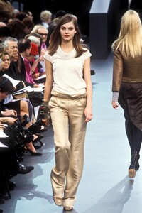 1287306622_LouisVuitton1999WomenRTW14.thumb.jpg.69a5449c553efa64dcef987456ba1f8a.jpg